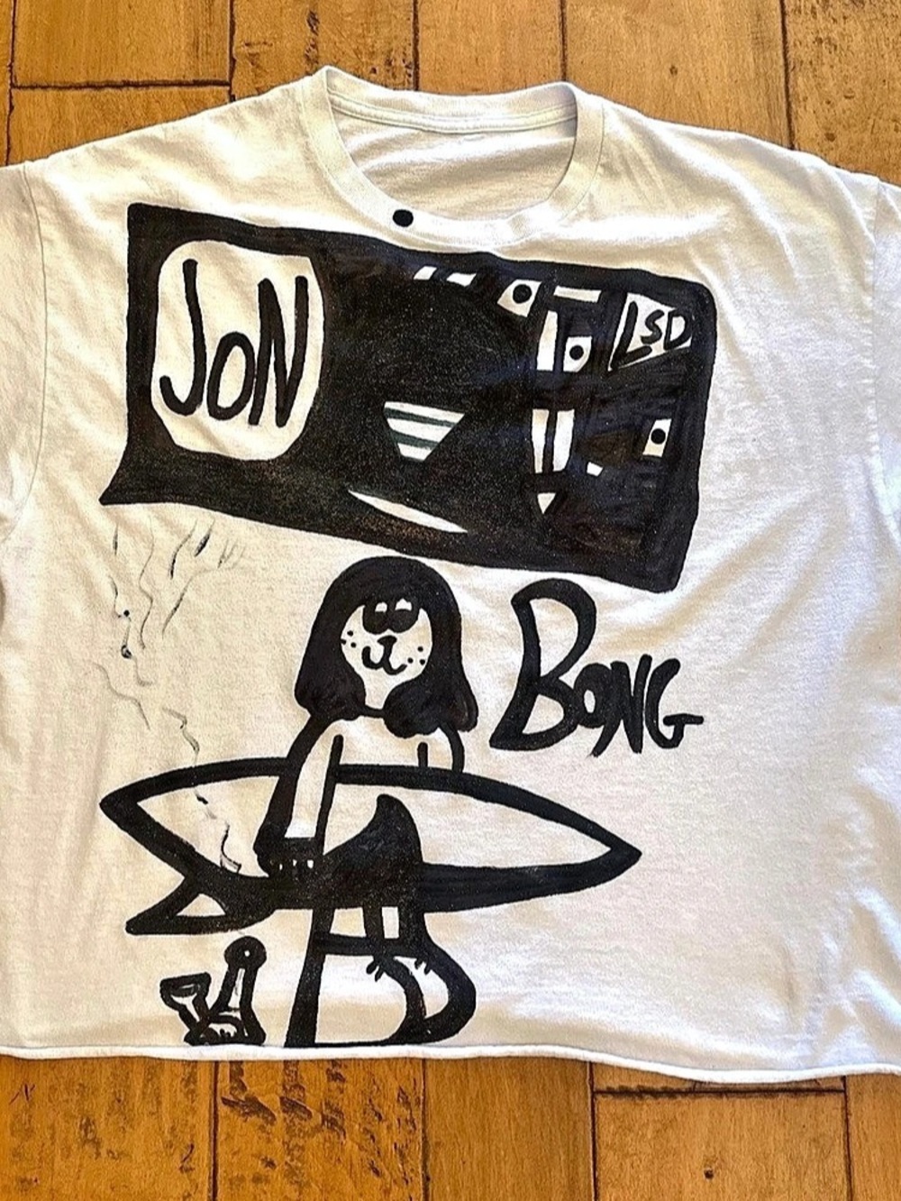 Graphic Short Sleeve Tee in White & Black